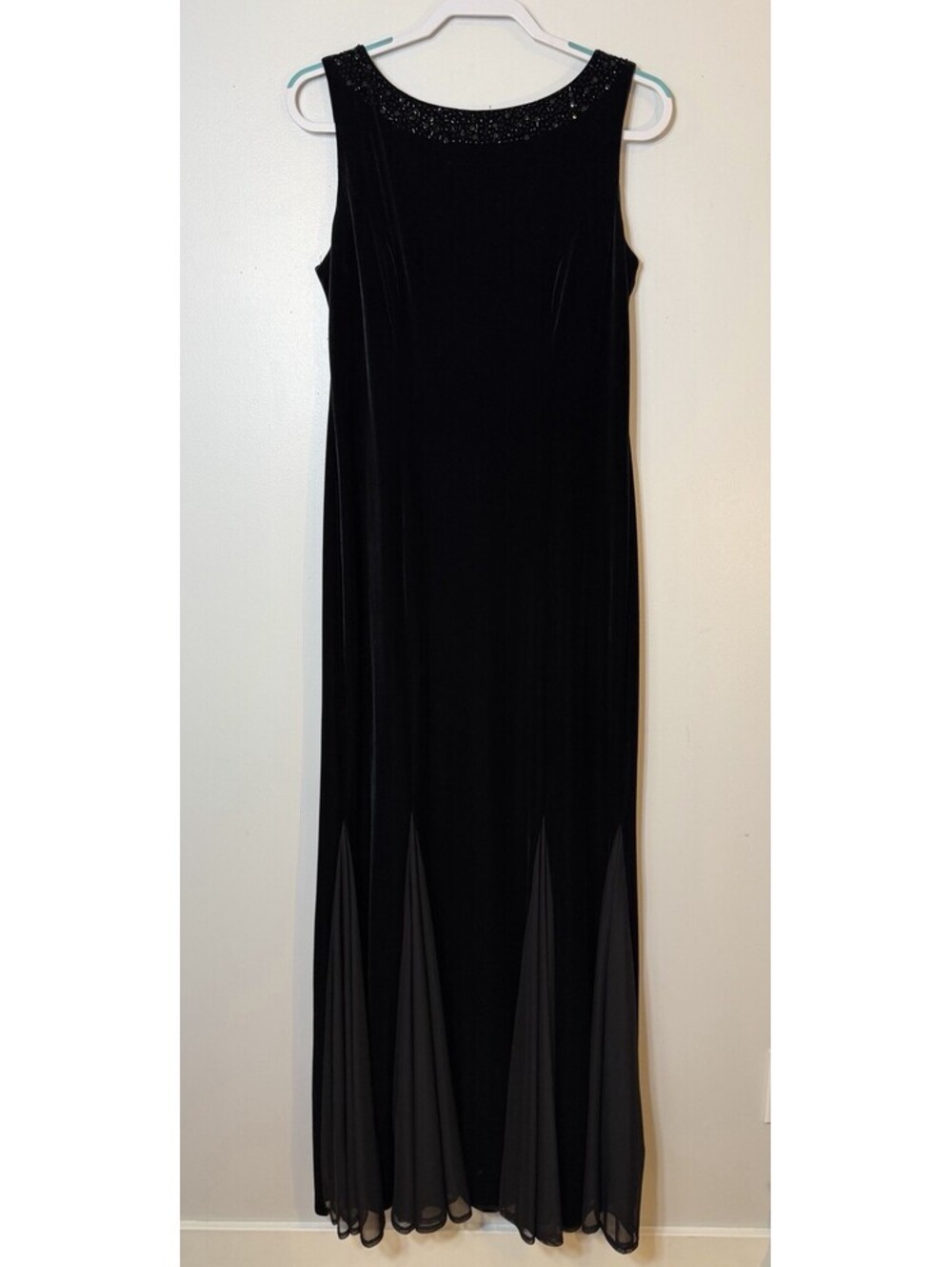 VTG Jessica Howard 90”s Black Velvet Beaded Maxi Dress Godet Evening Gown 12 EUC